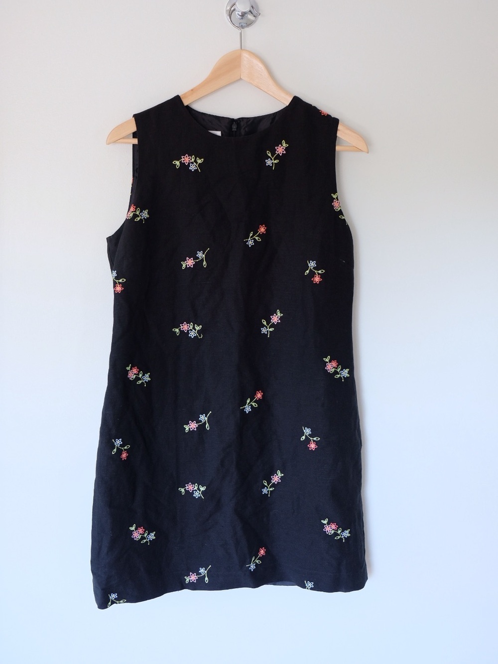 Talbots Black Sleeveless Shift Mini Dress with Colorful Floral Embroidery